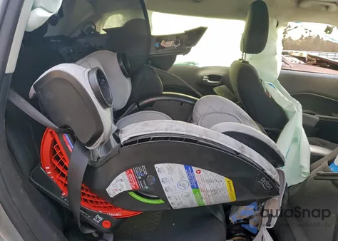 2021 Jeep Compass Sport z USA, uszkodzony, nr VIN 3C4NJDAB1MT569250